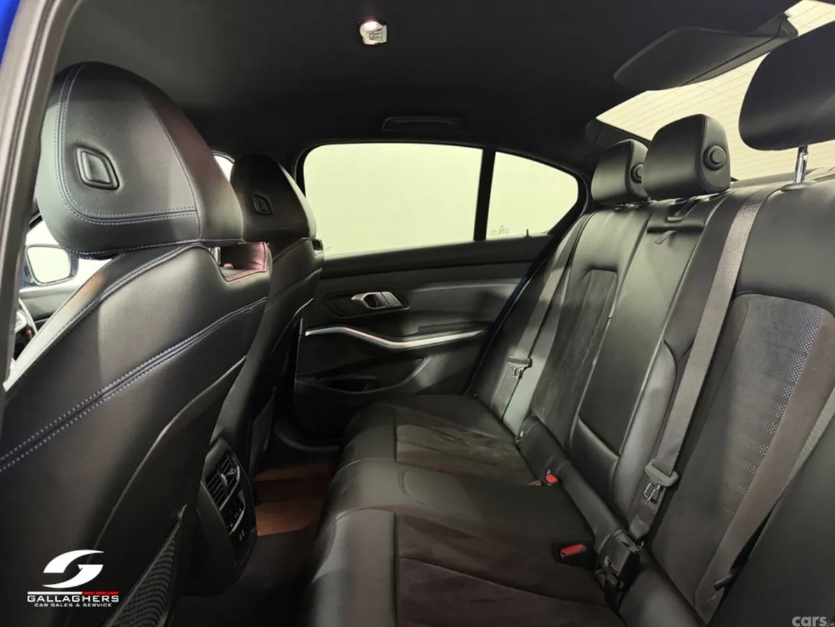 BMW 3-Series Saloon, Petrol Plug-in Hybrid, 2023, Blue