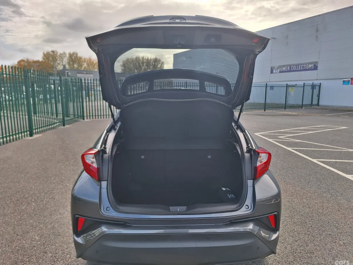 Toyota C-HR Hatchback, Petrol, 2019, Grey