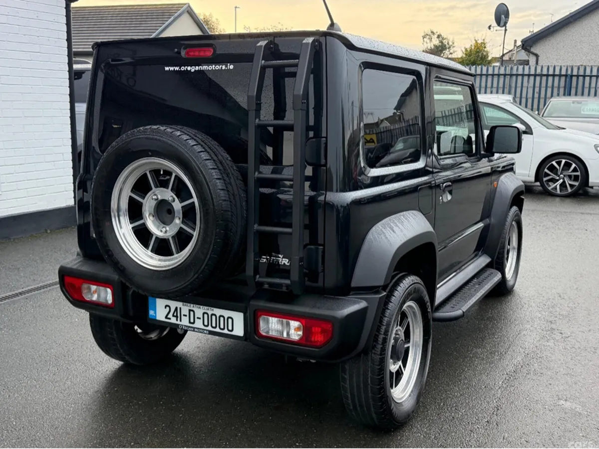 Suzuki Jimny MPV, Petrol, 2024, Black