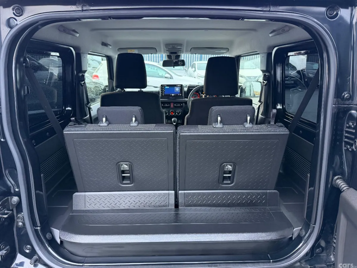 Suzuki Jimny MPV, Petrol, 2024, Black