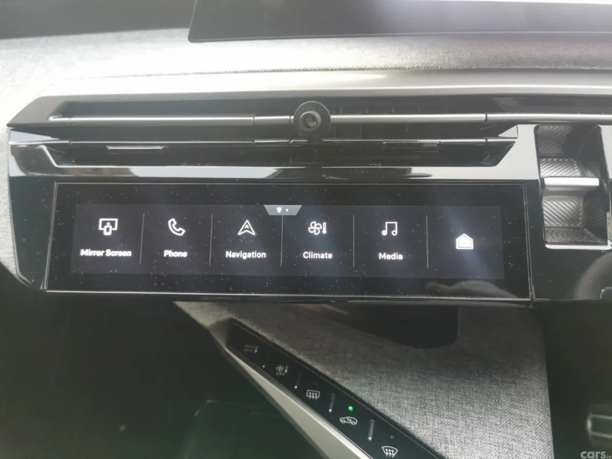 Peugeot 3008 MPV, Petrol Hybrid, 2024, Black