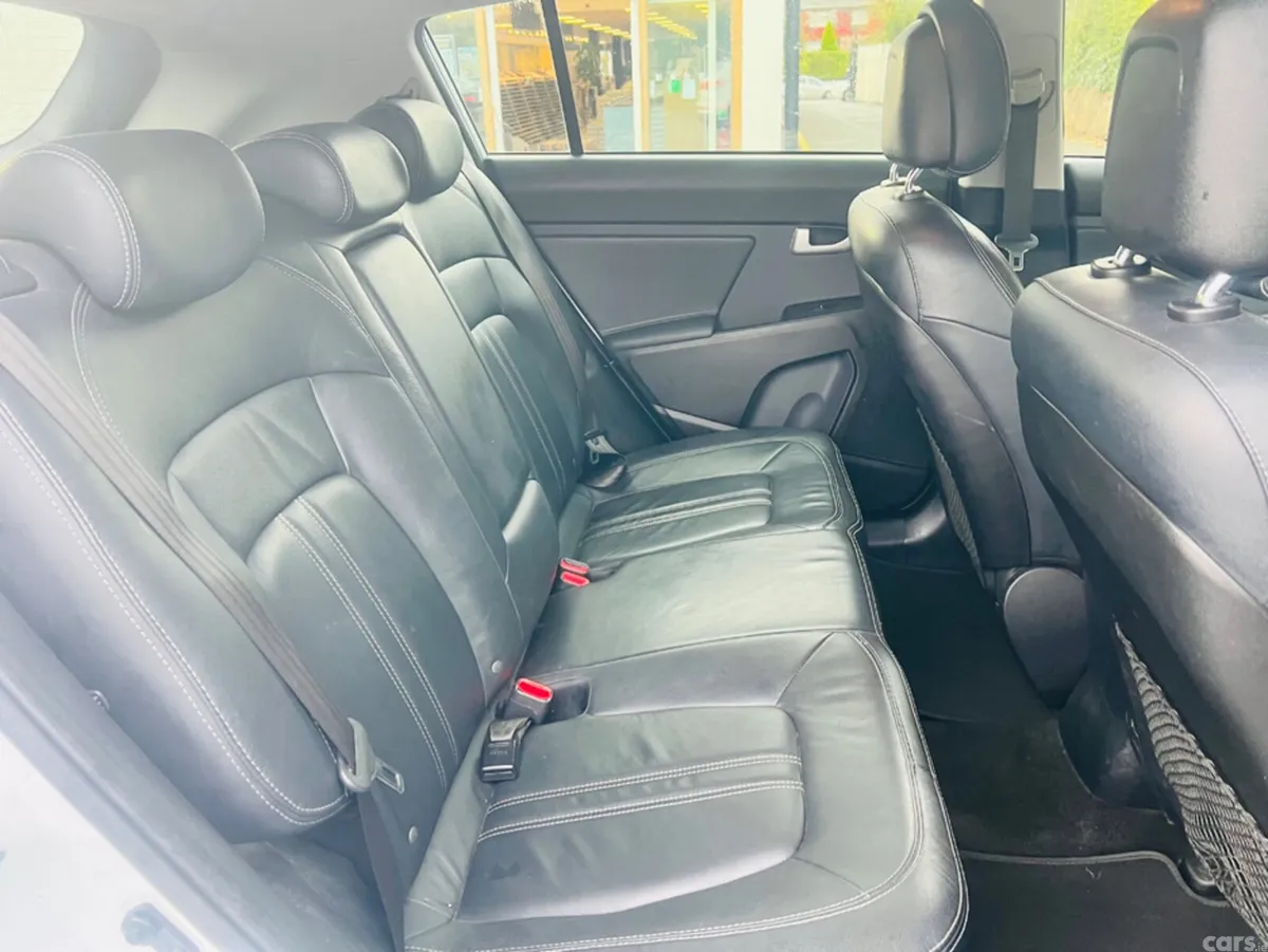 Kia Sportage MPV, Diesel, 2015, White