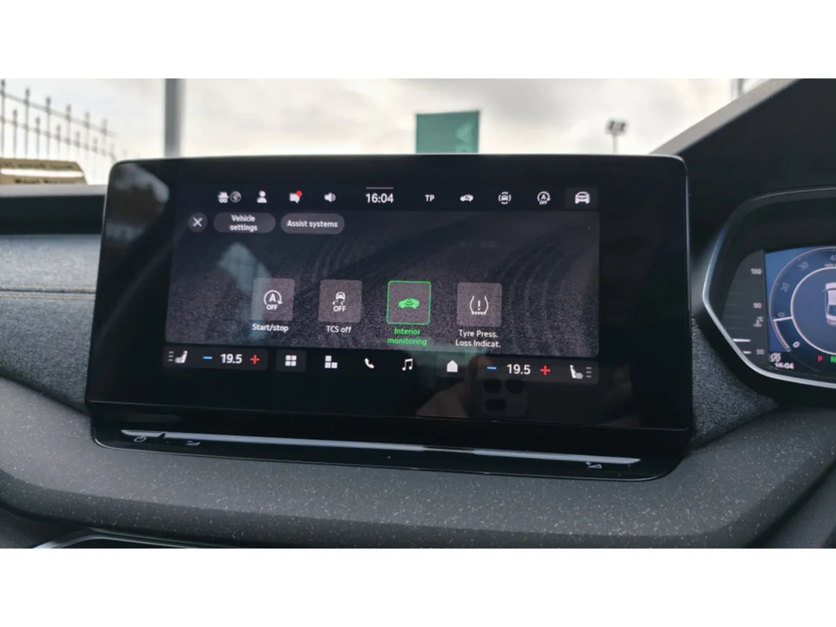 Skoda Octavia Hatchback, Unknown, 2026, Grey