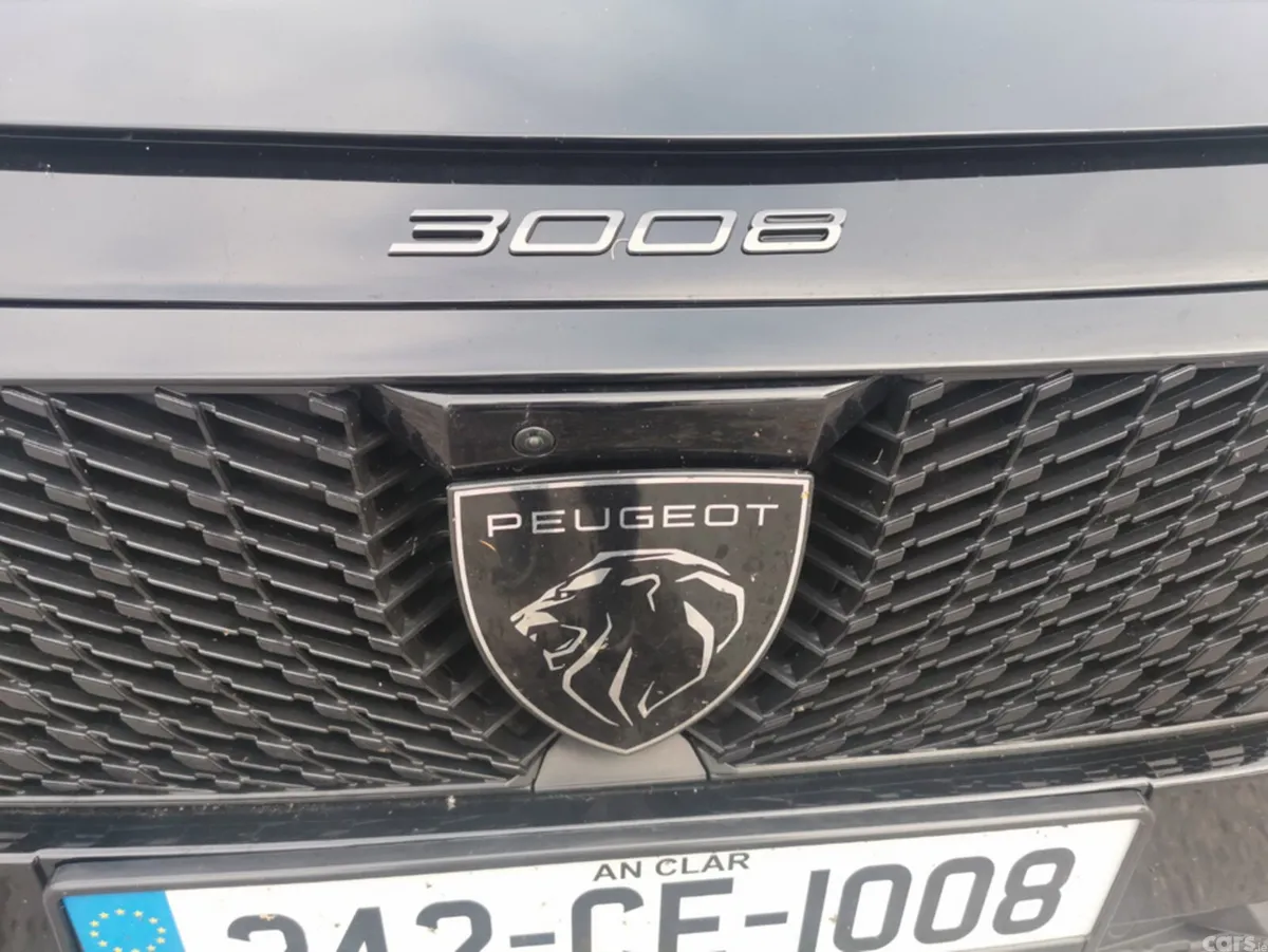 Peugeot 3008 MPV, Petrol Hybrid, 2024, Black