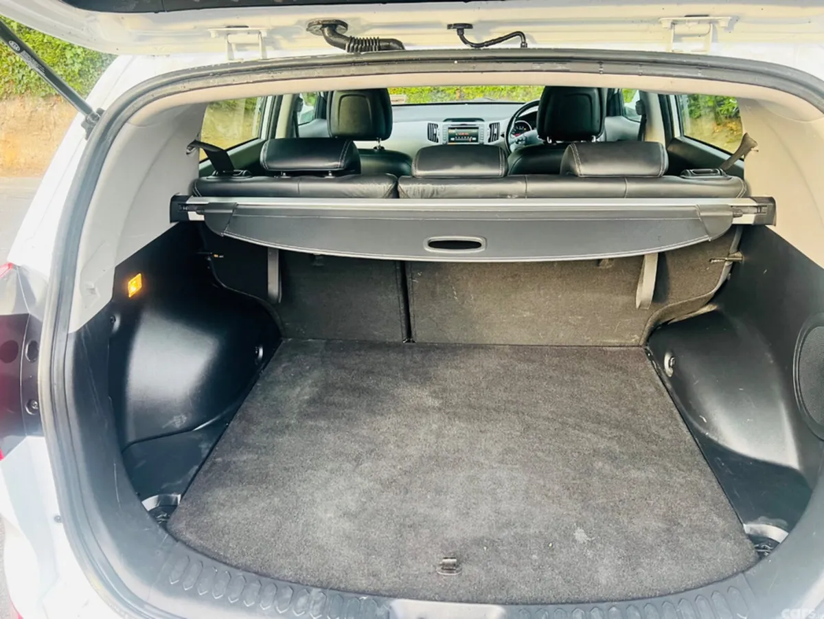Kia Sportage MPV, Diesel, 2015, White