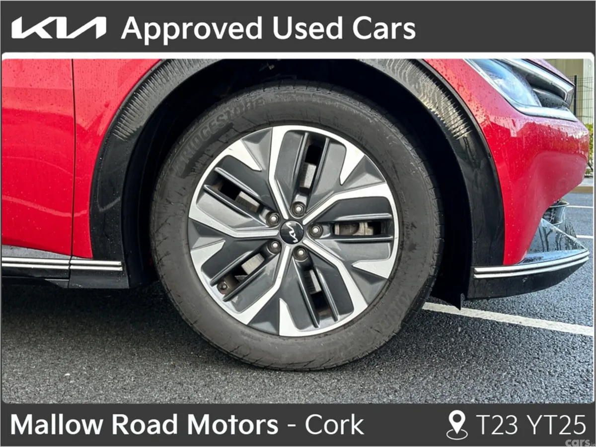 Kia EV6 MPV, Electric, 2024, Red