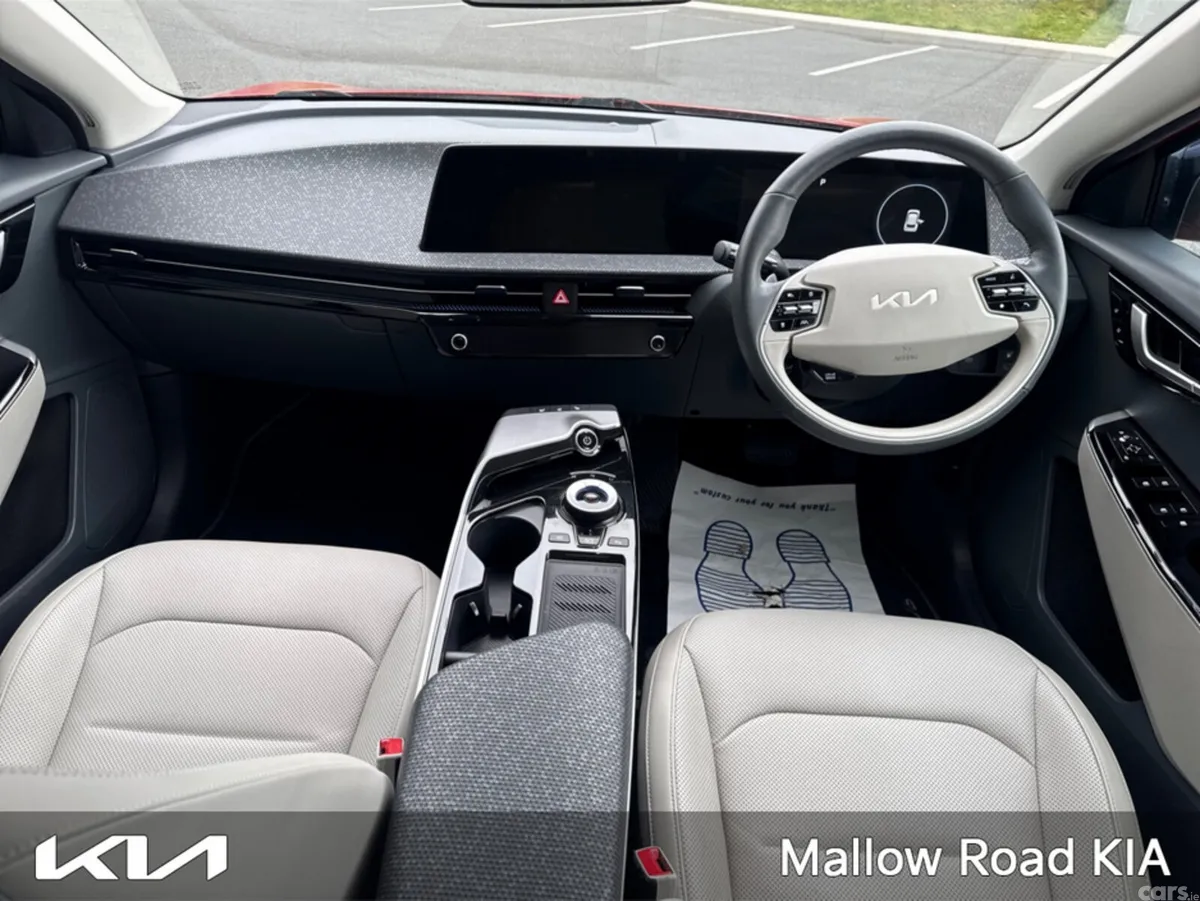 Kia EV6 MPV, Electric, 2023, Red