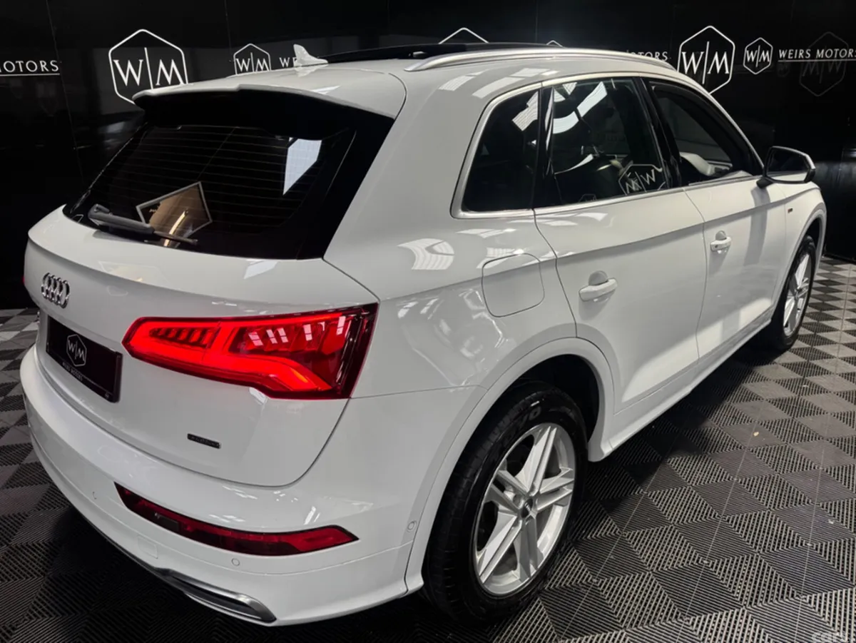 Audi Q5 SUV, Diesel, 2019, White