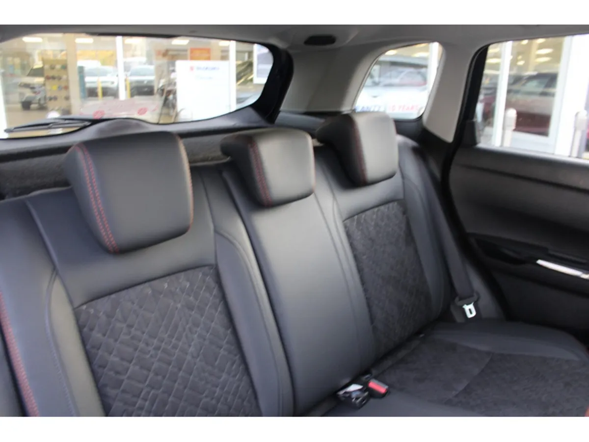 Suzuki Vitara SUV, Petrol Hybrid, 2027, Blue