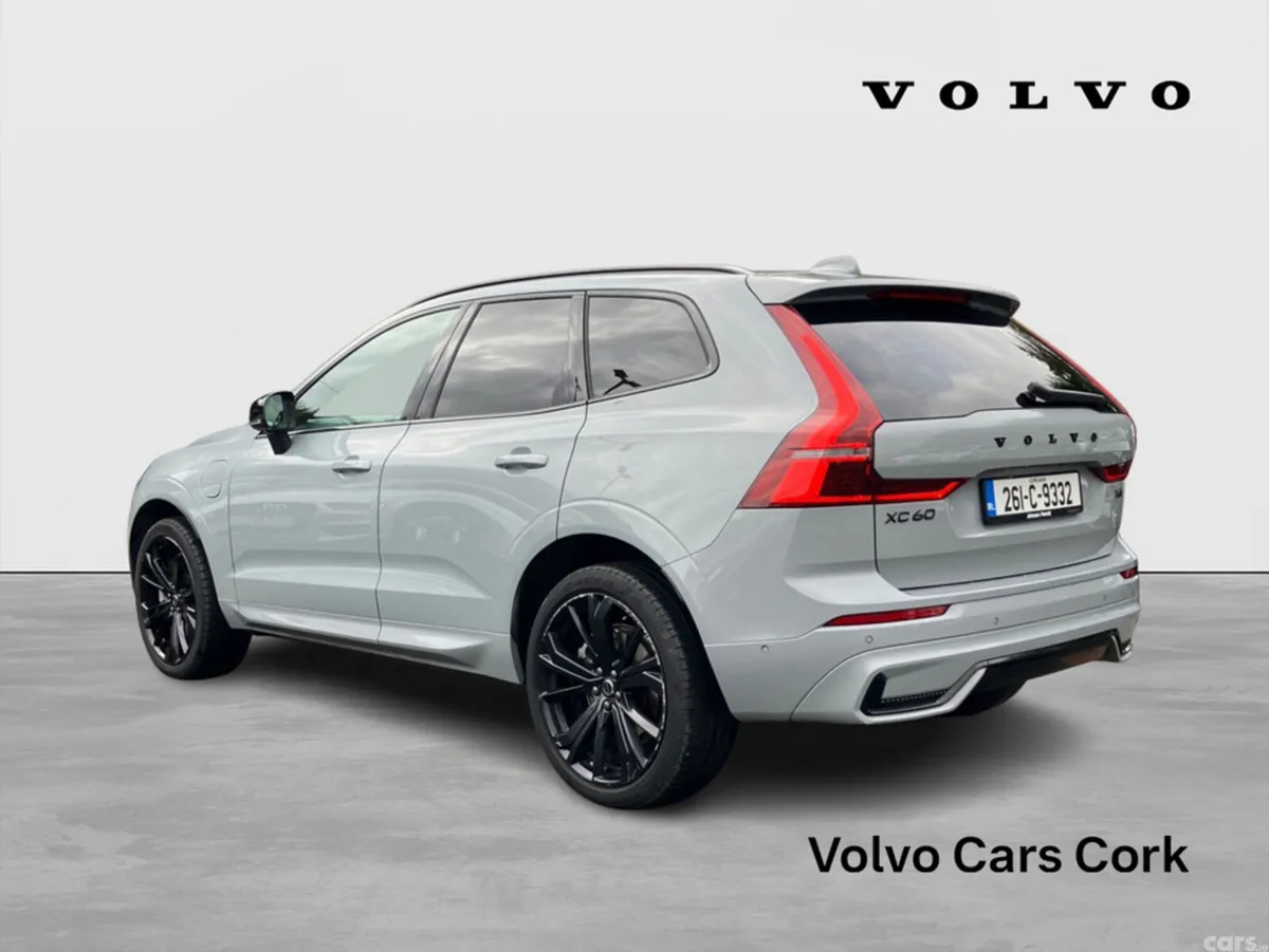 Volvo XC60 SUV, Petrol Plug-in Hybrid, 2026, Grey