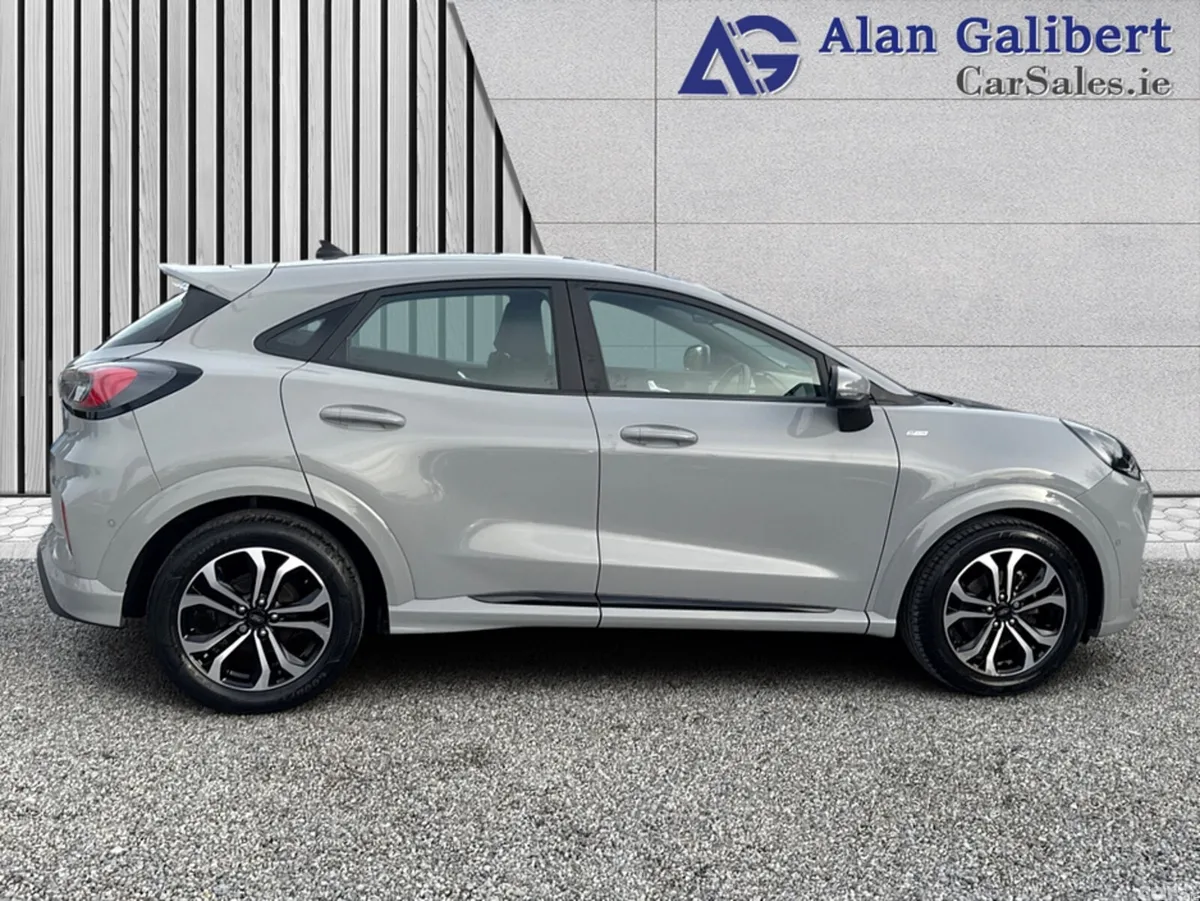 Ford Puma MPV, Petrol, 2023, Grey