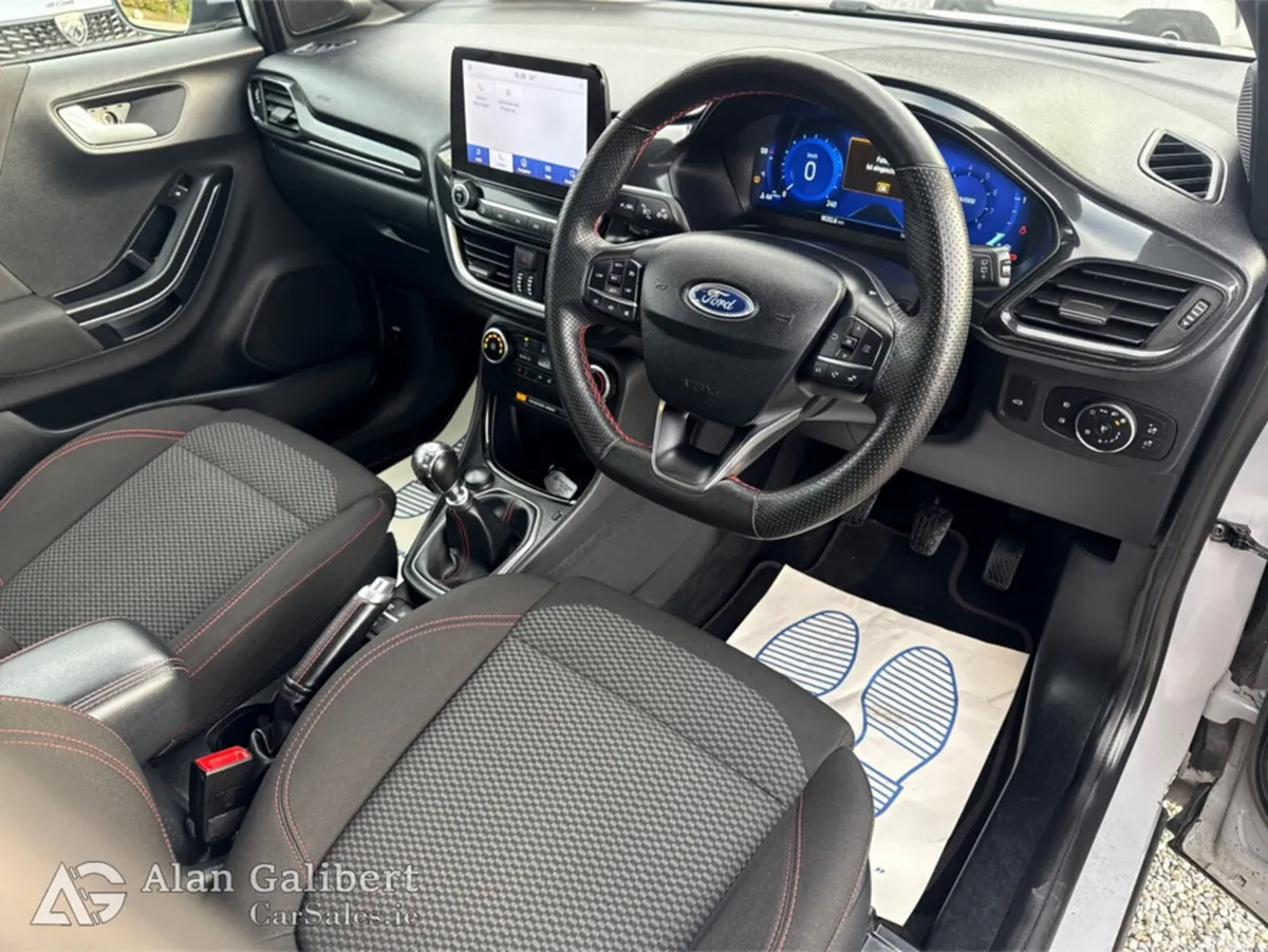 Ford Puma MPV, Petrol, 2023, Grey