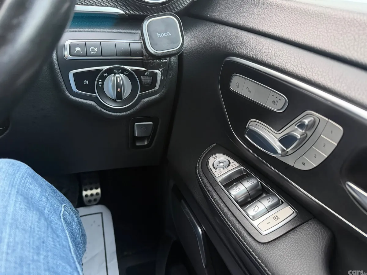 Mercedes-Benz V-Class MPV, Diesel, 2021, Black