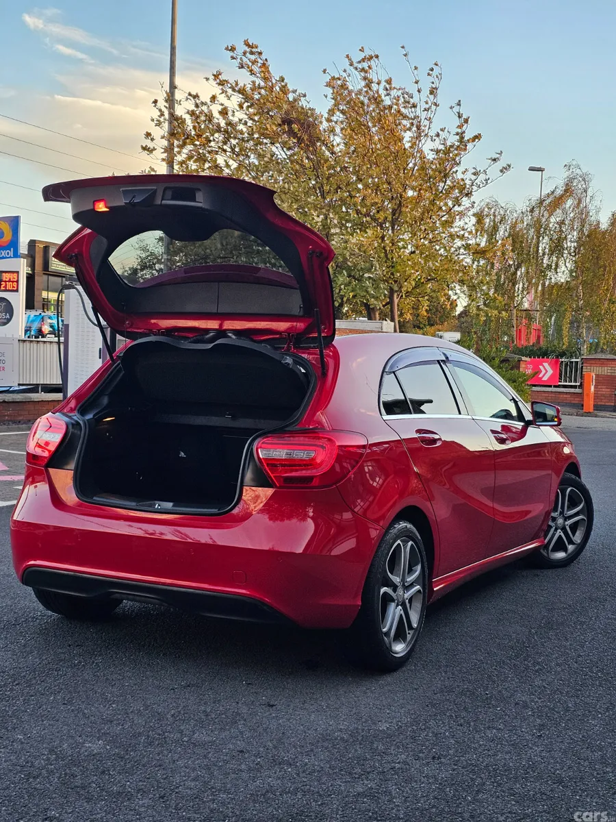 Mercedes-Benz A-Class Hatchback, Petrol, 2015, Red