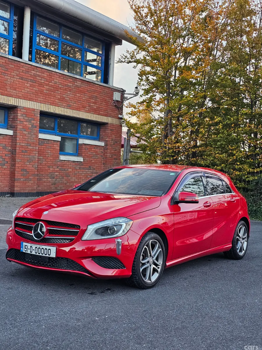 Mercedes-Benz A-Class Hatchback, Petrol, 2015, Red