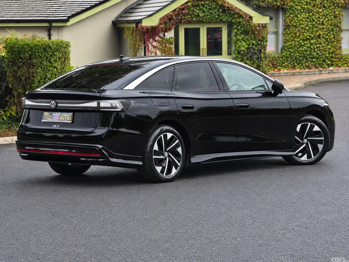Volkswagen ID.7 Saloon, Electric, 2024, Black