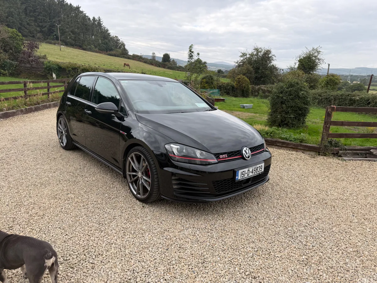 Volkswagen Golf Hatchback, Petrol, 2015, Black