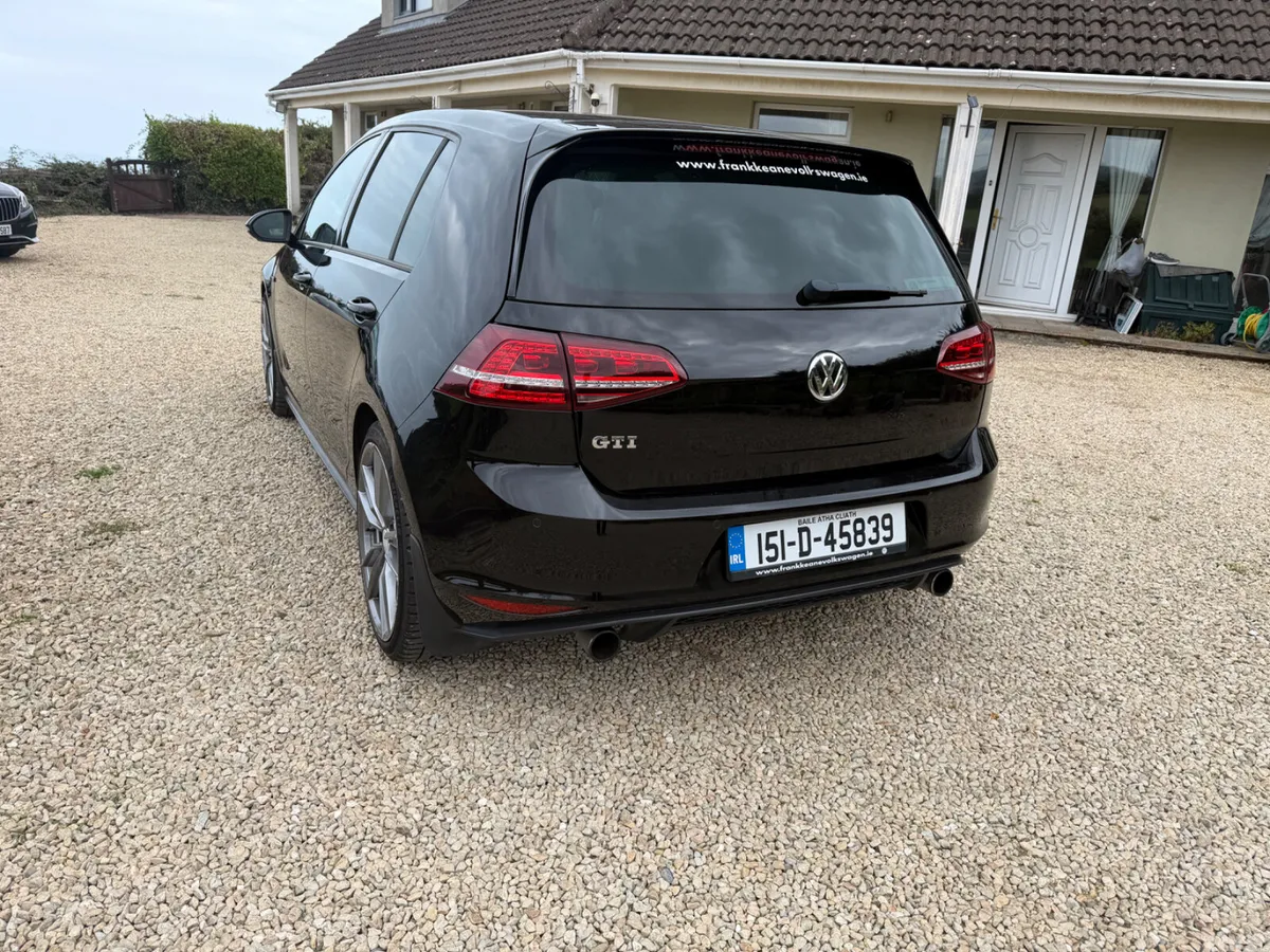 Volkswagen Golf Hatchback, Petrol, 2015, Black