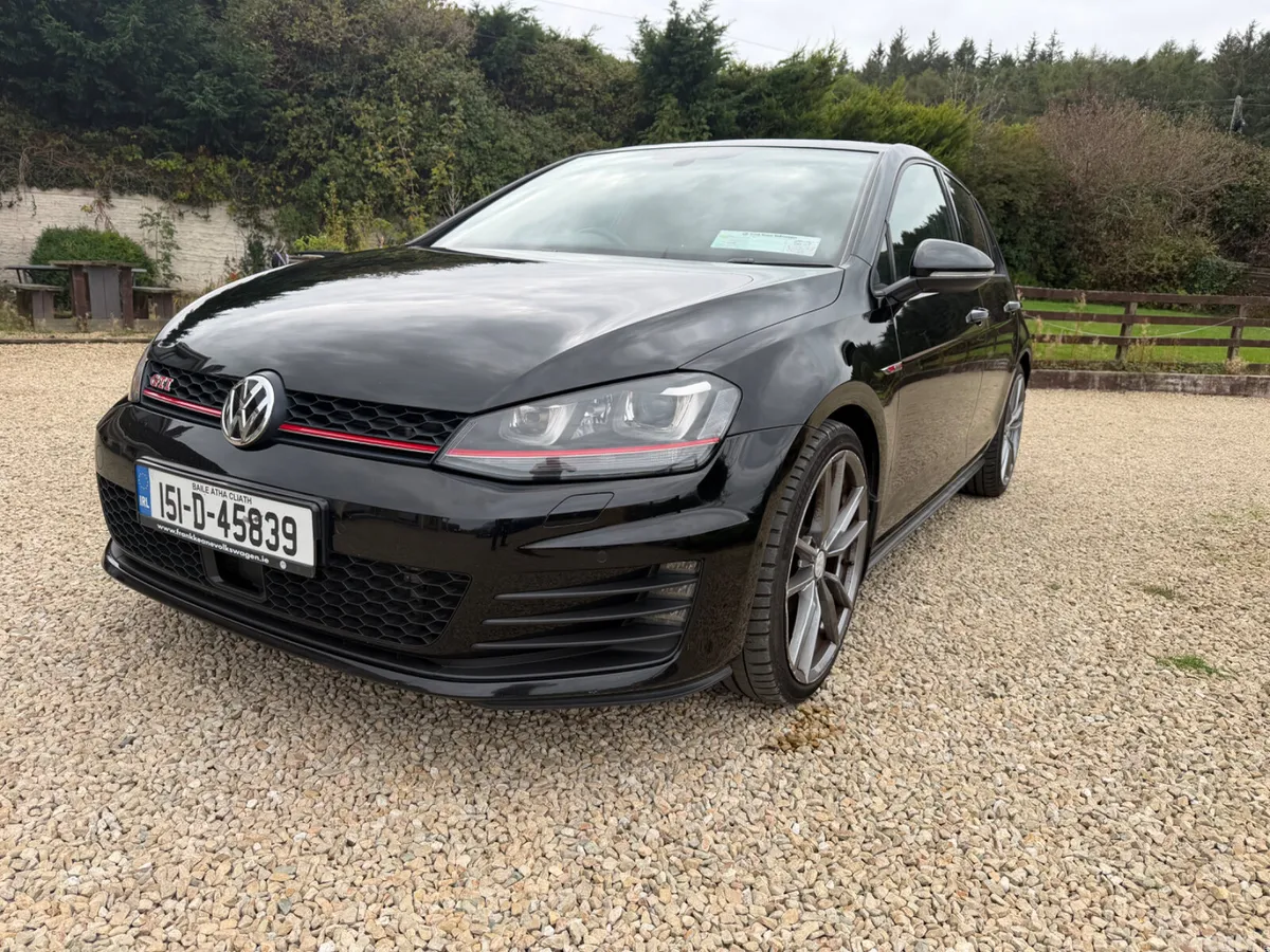 Volkswagen Golf Hatchback, Petrol, 2015, Black