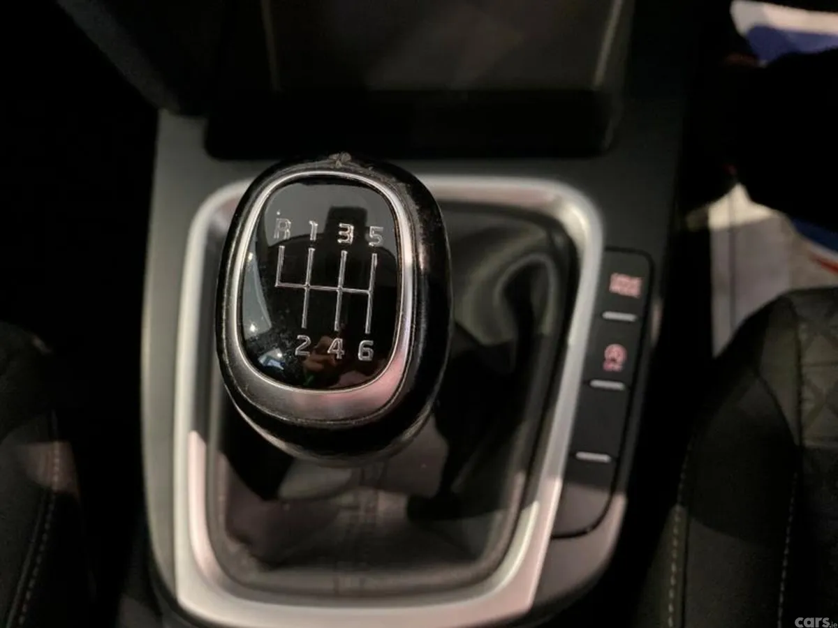 Kia Ceed Hatchback, Diesel Hybrid, 2021, Black