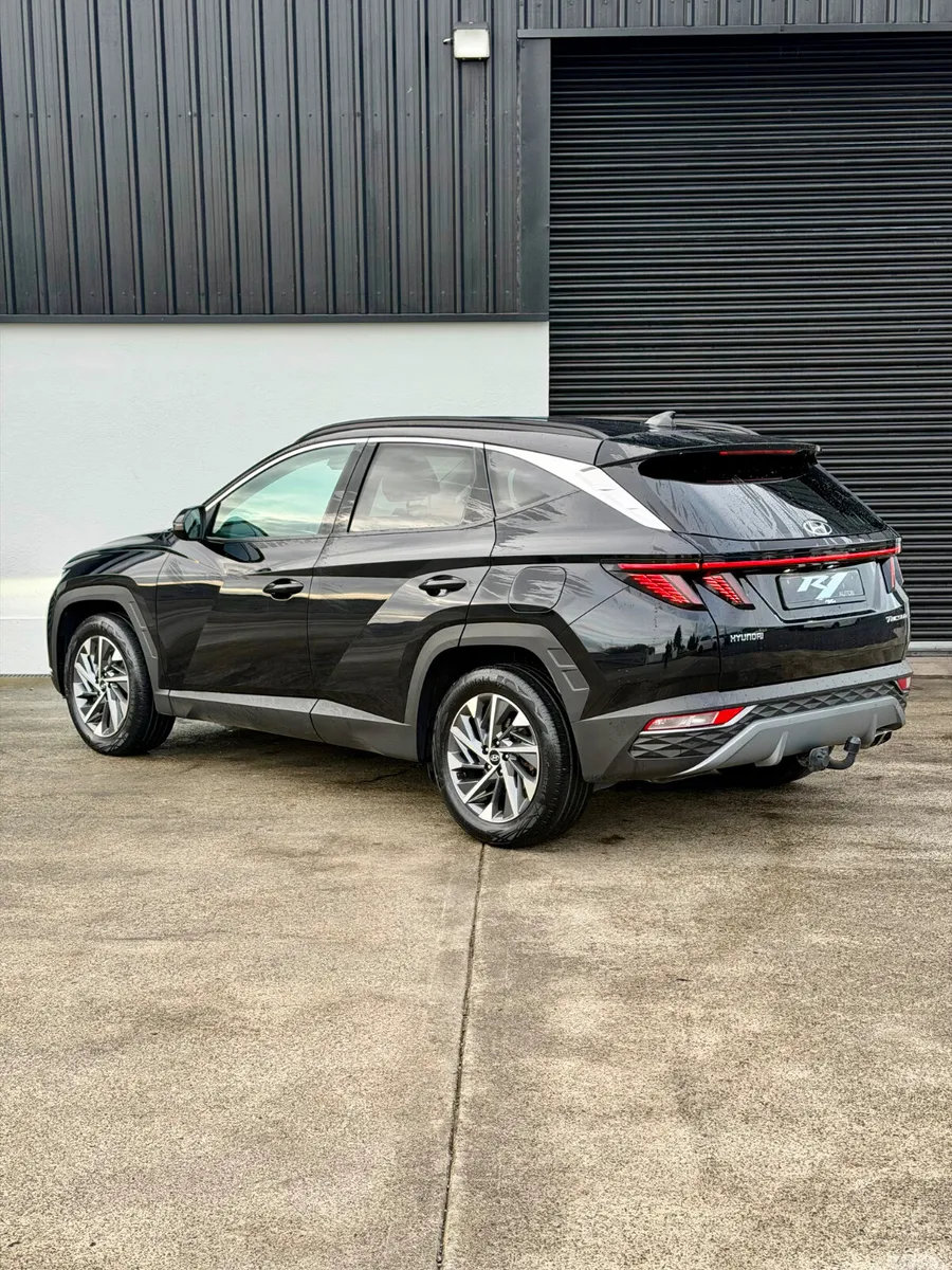 Hyundai Tucson SUV, Diesel, 2023, Black