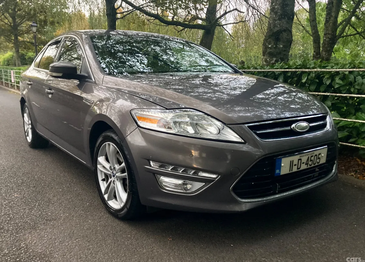 Ford Mondeo Saloon, Diesel, 2011, Brown