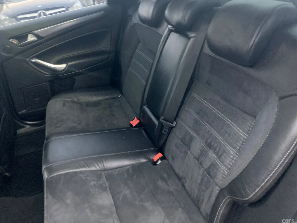Ford Mondeo Saloon, Diesel, 2011, Brown