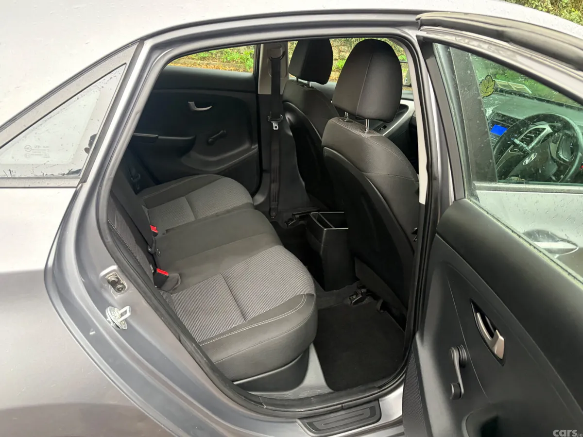 Hyundai i30 Hatchback, Diesel, 2014, Grey