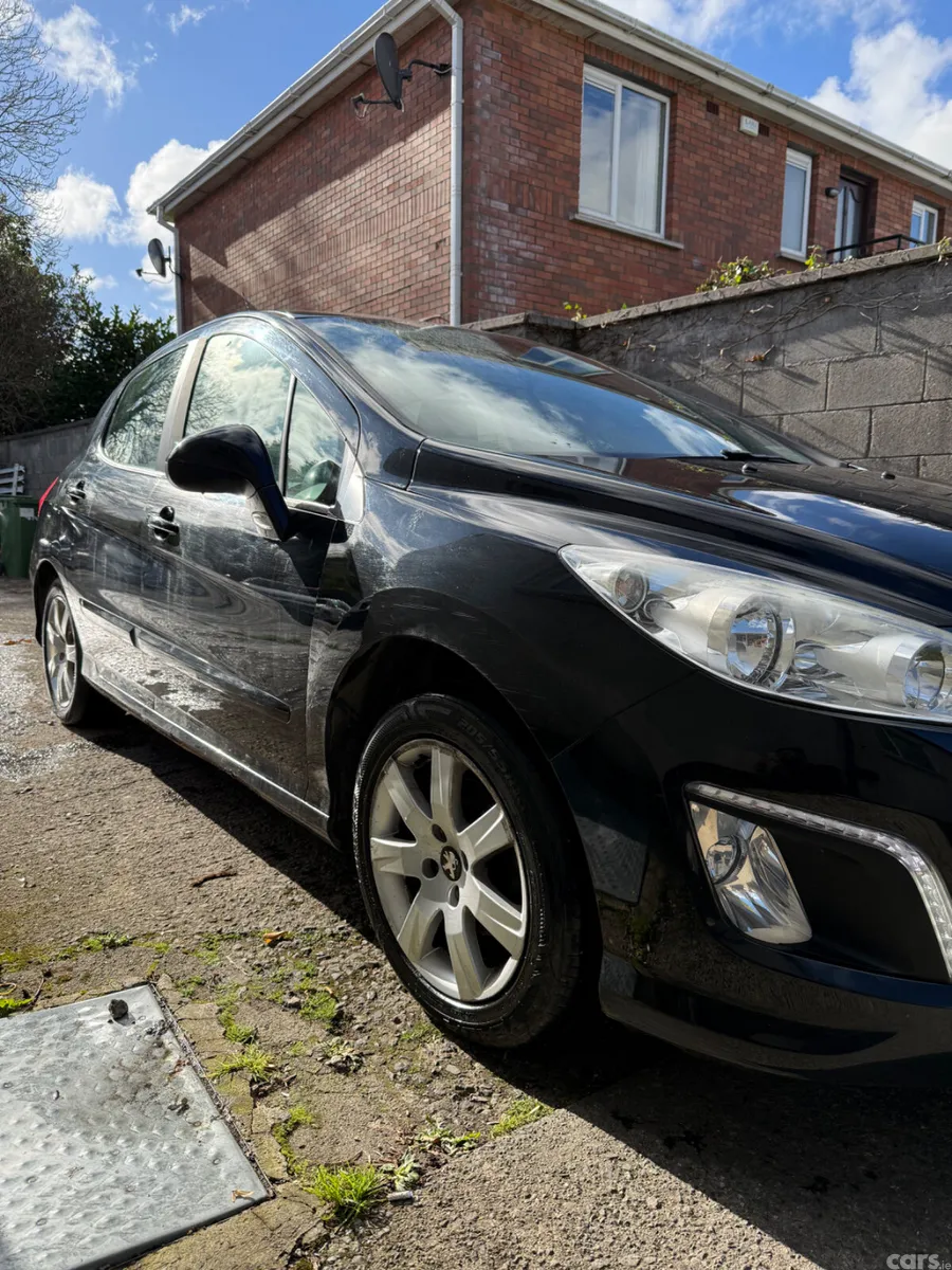 Peugeot 308 Hatchback, Diesel, 2012, Black
