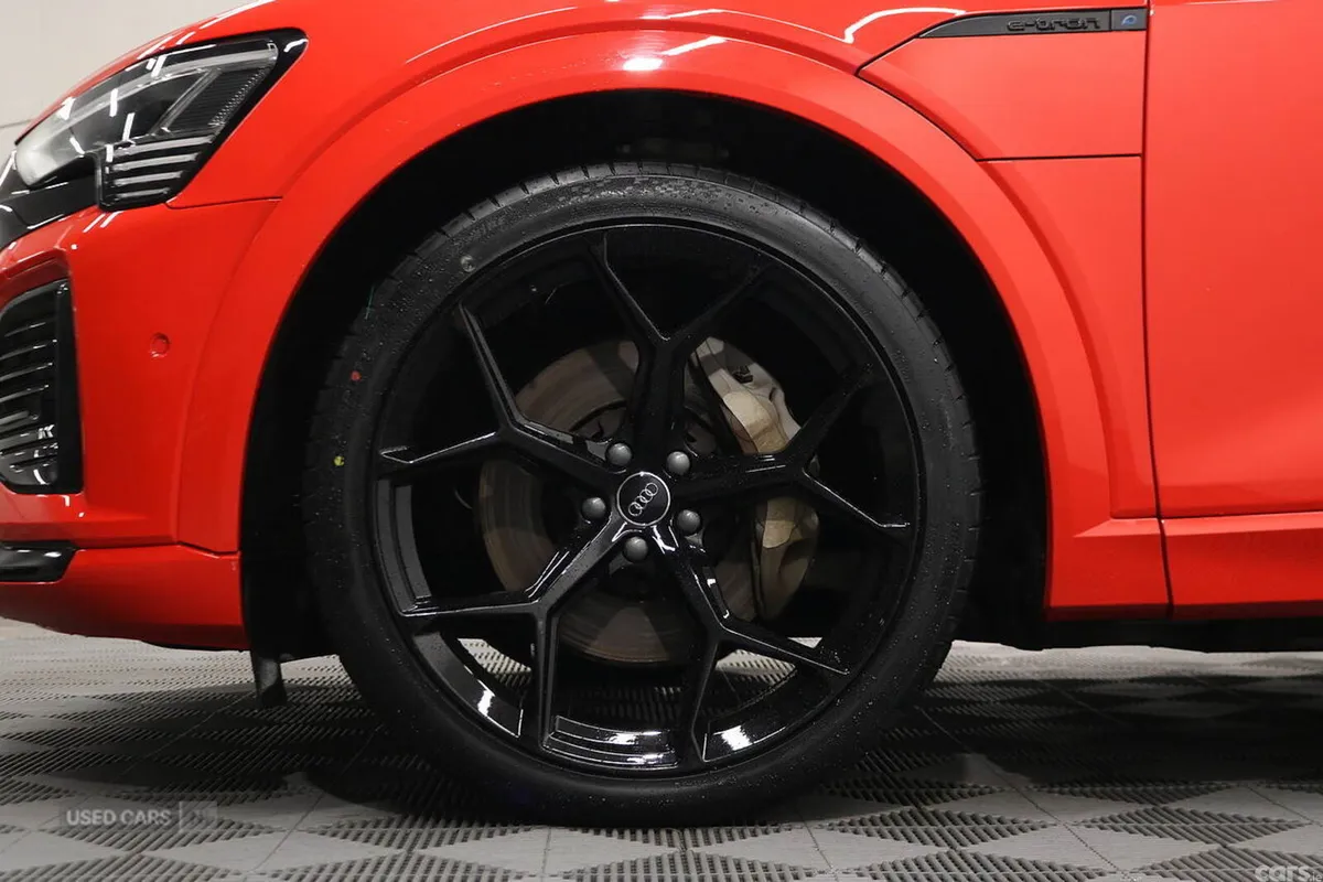 Audi Q8 SUV, Electric, 2023, Red