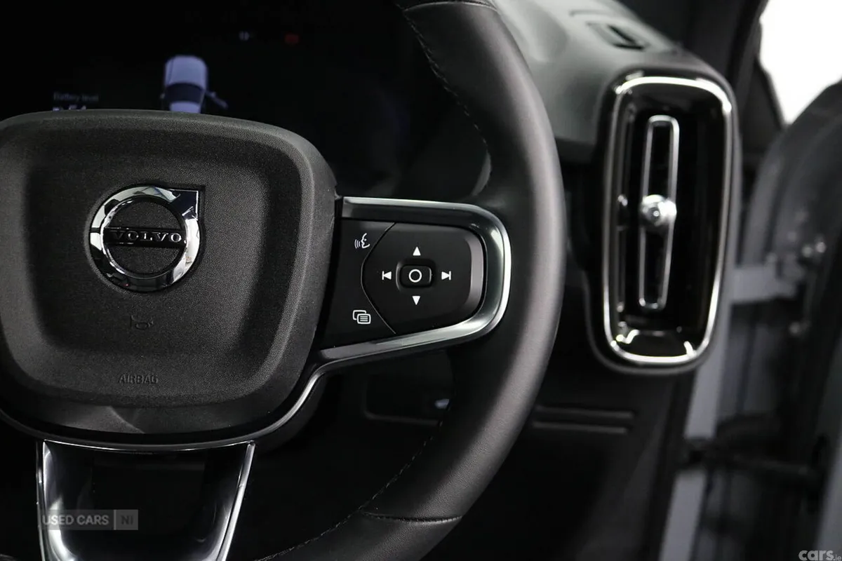 Volvo XC40 SUV, Electric, 2024, Grey