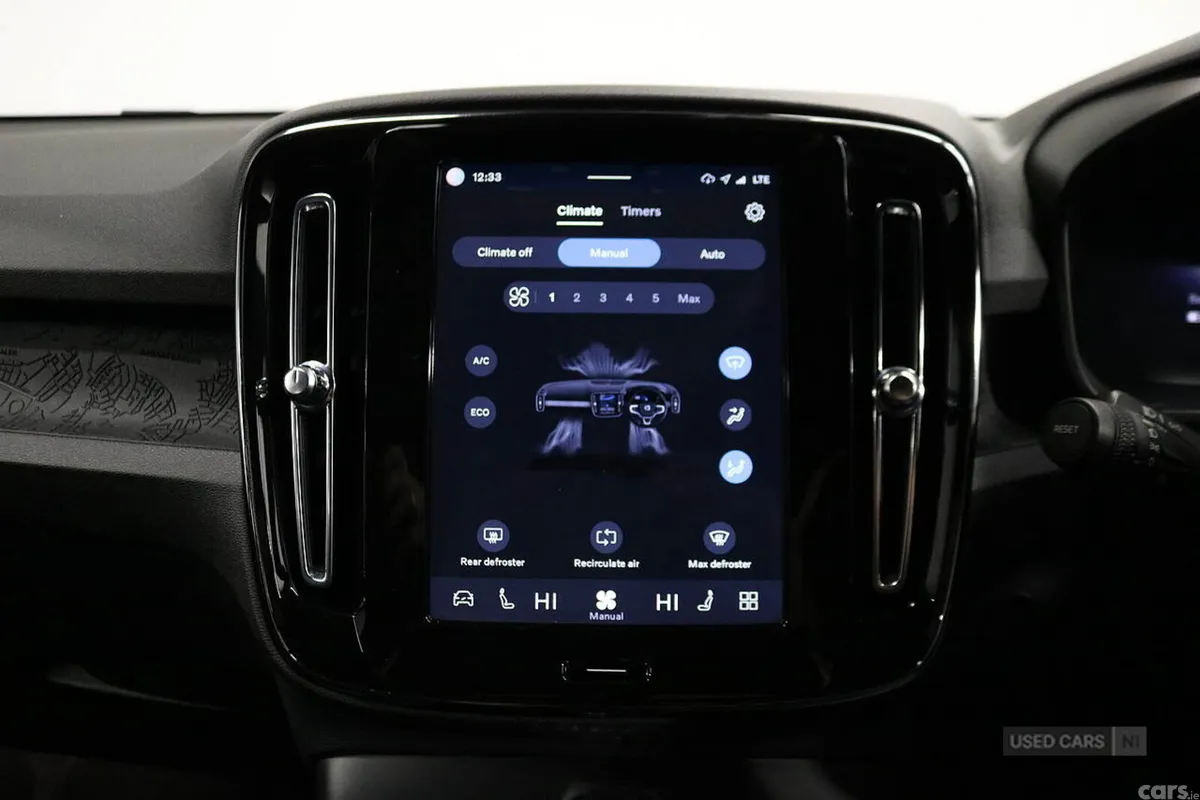 Volvo XC40 SUV, Electric, 2024, Grey