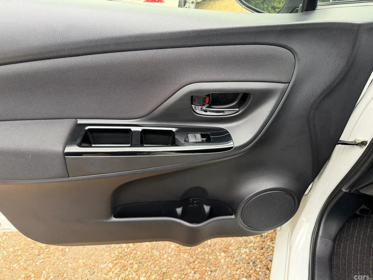 Toyota Vitz Hatchback, Petrol, 2020, White