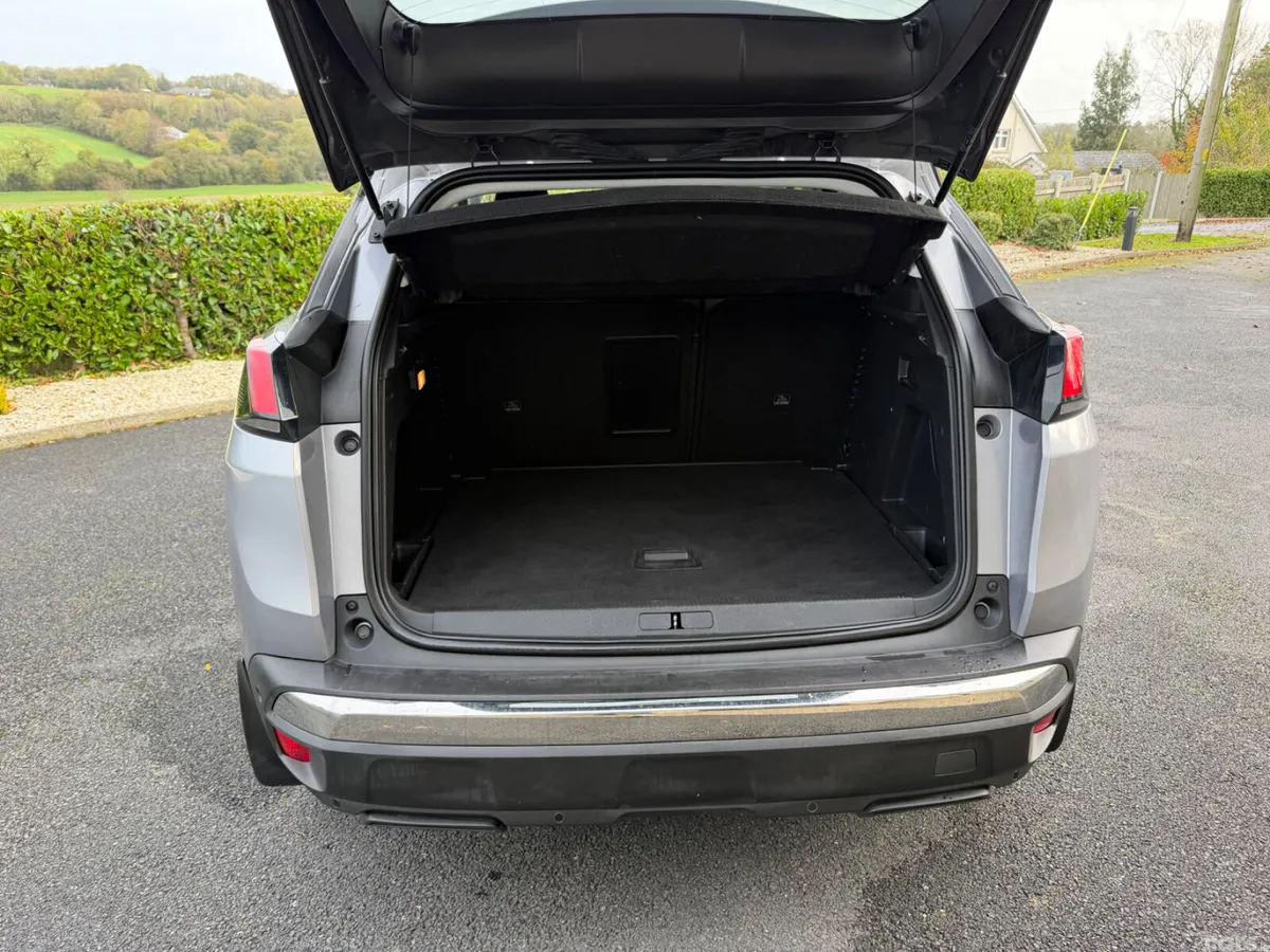 Peugeot 3008 MPV, Diesel, 2020, Grey