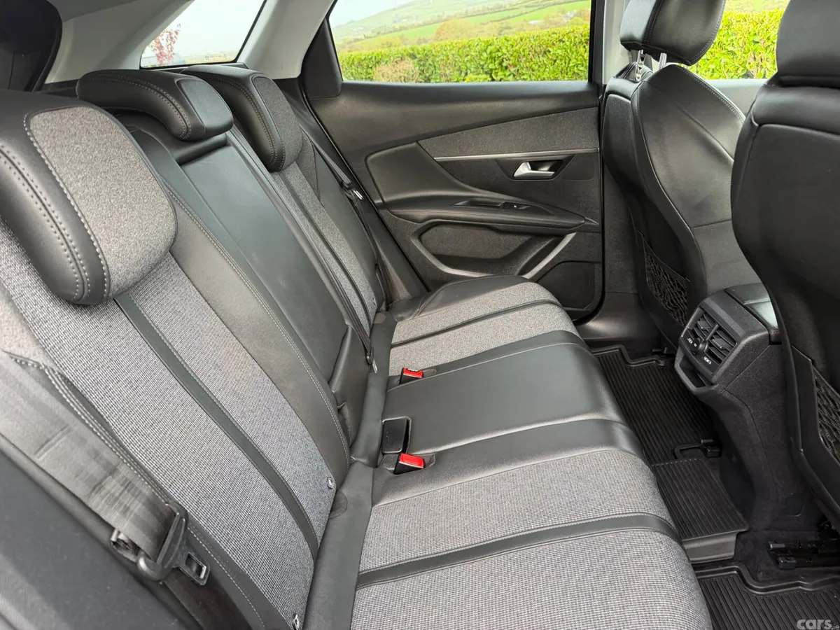 Peugeot 3008 MPV, Diesel, 2020, Grey