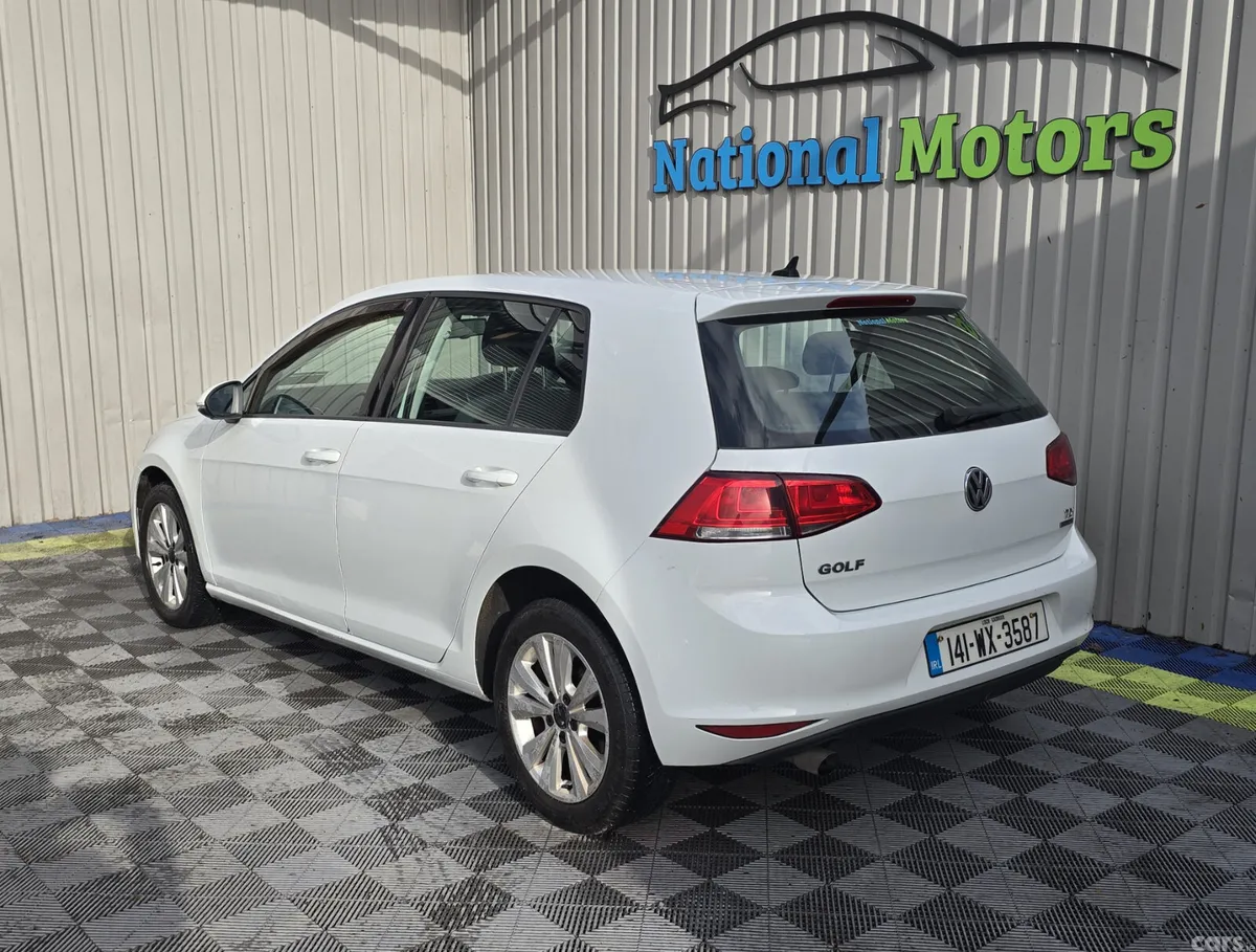 Volkswagen Golf Hatchback, Diesel, 2014, White
