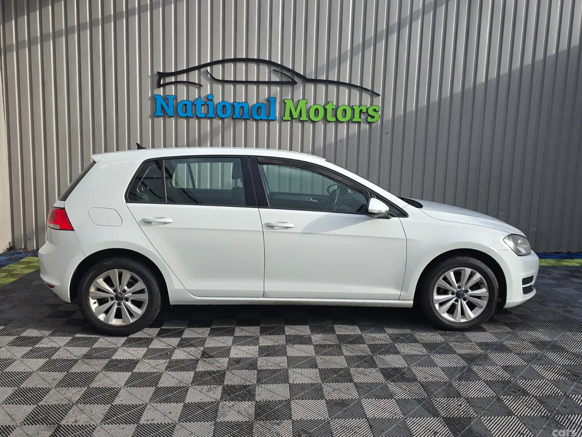Volkswagen Golf Hatchback, Diesel, 2014, White
