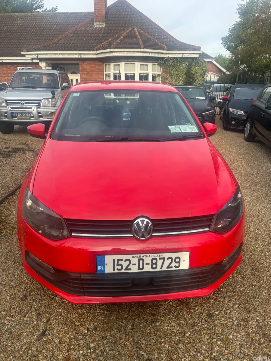 Volkswagen Polo Hatchback, Petrol, 2015, Red