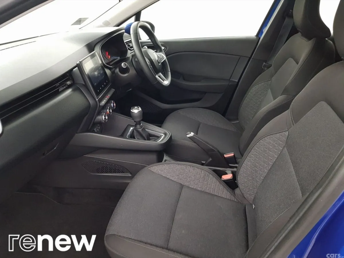 Renault Clio Hatchback, Petrol, 2020, Blue