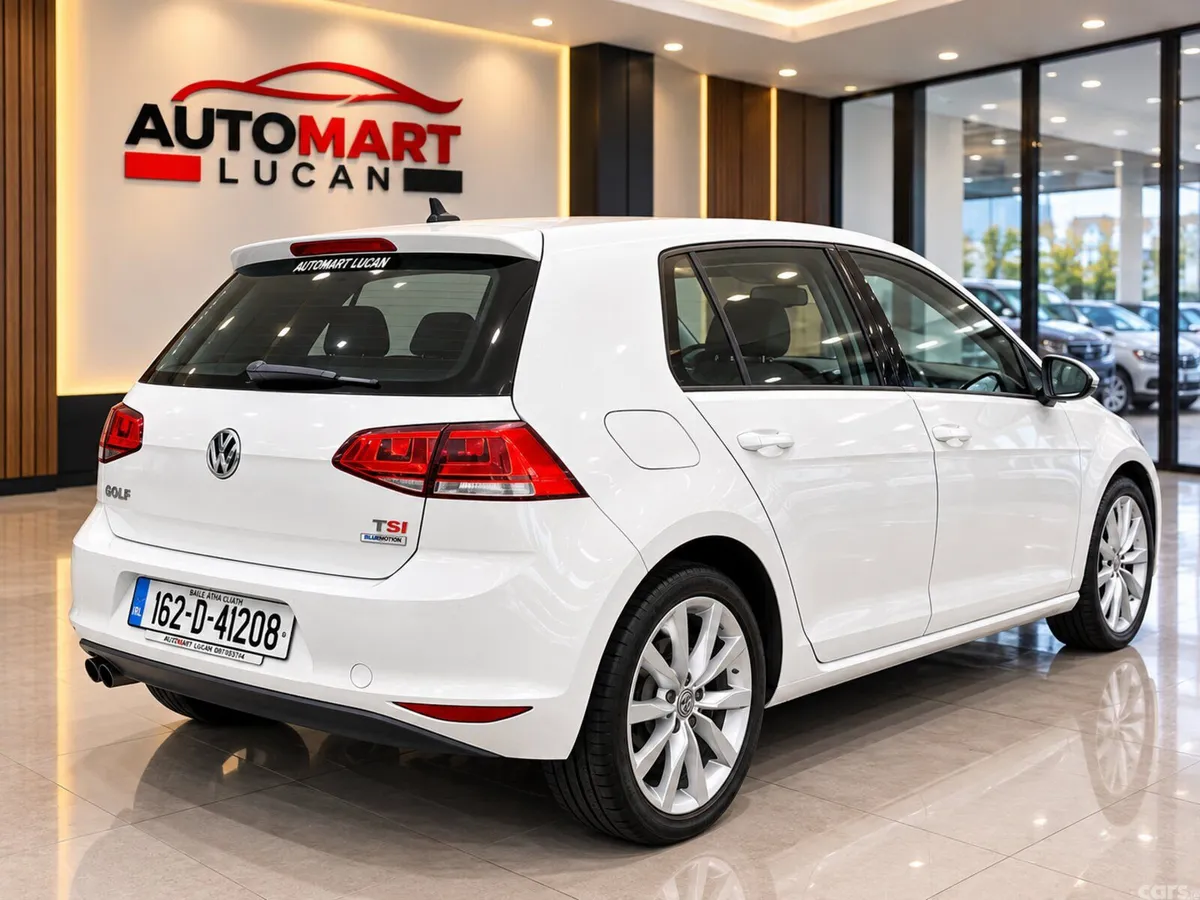 Volkswagen Golf Hatchback, Petrol, 2016, White