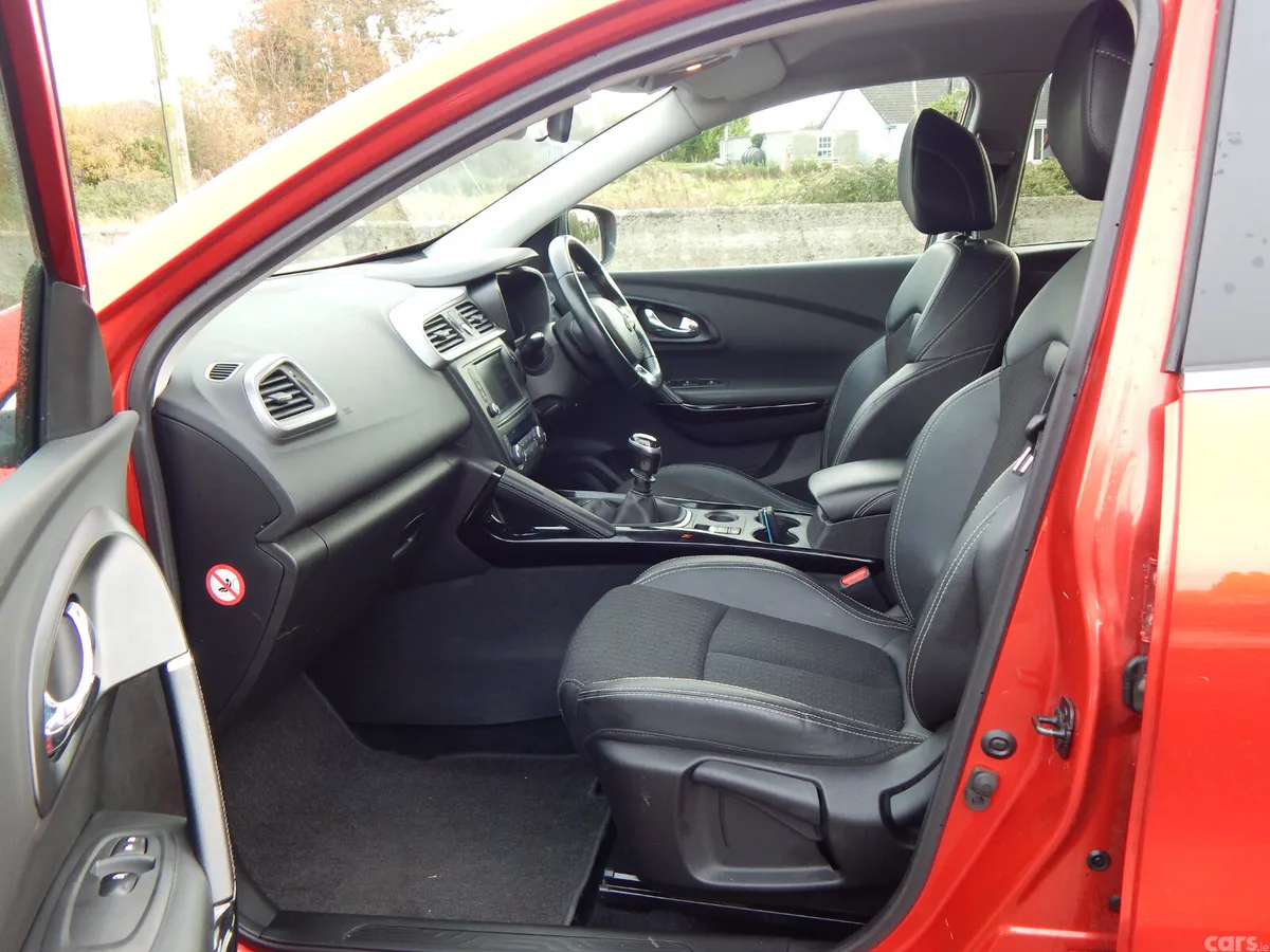 Renault Kadjar SUV, Diesel, 2018, Red