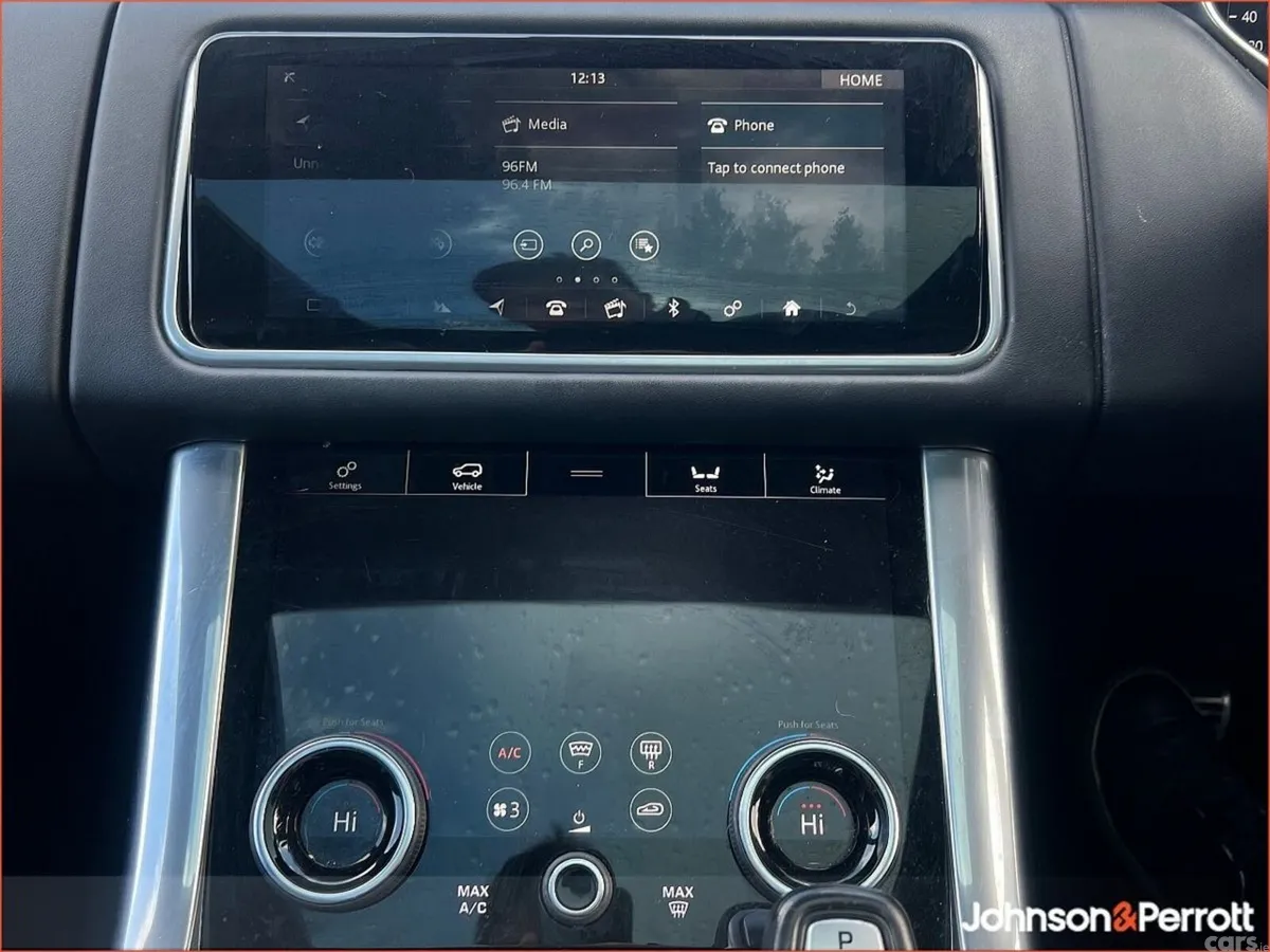 Land Rover Range Rover SUV, Petrol Plug-in Hybrid, 2021, Black