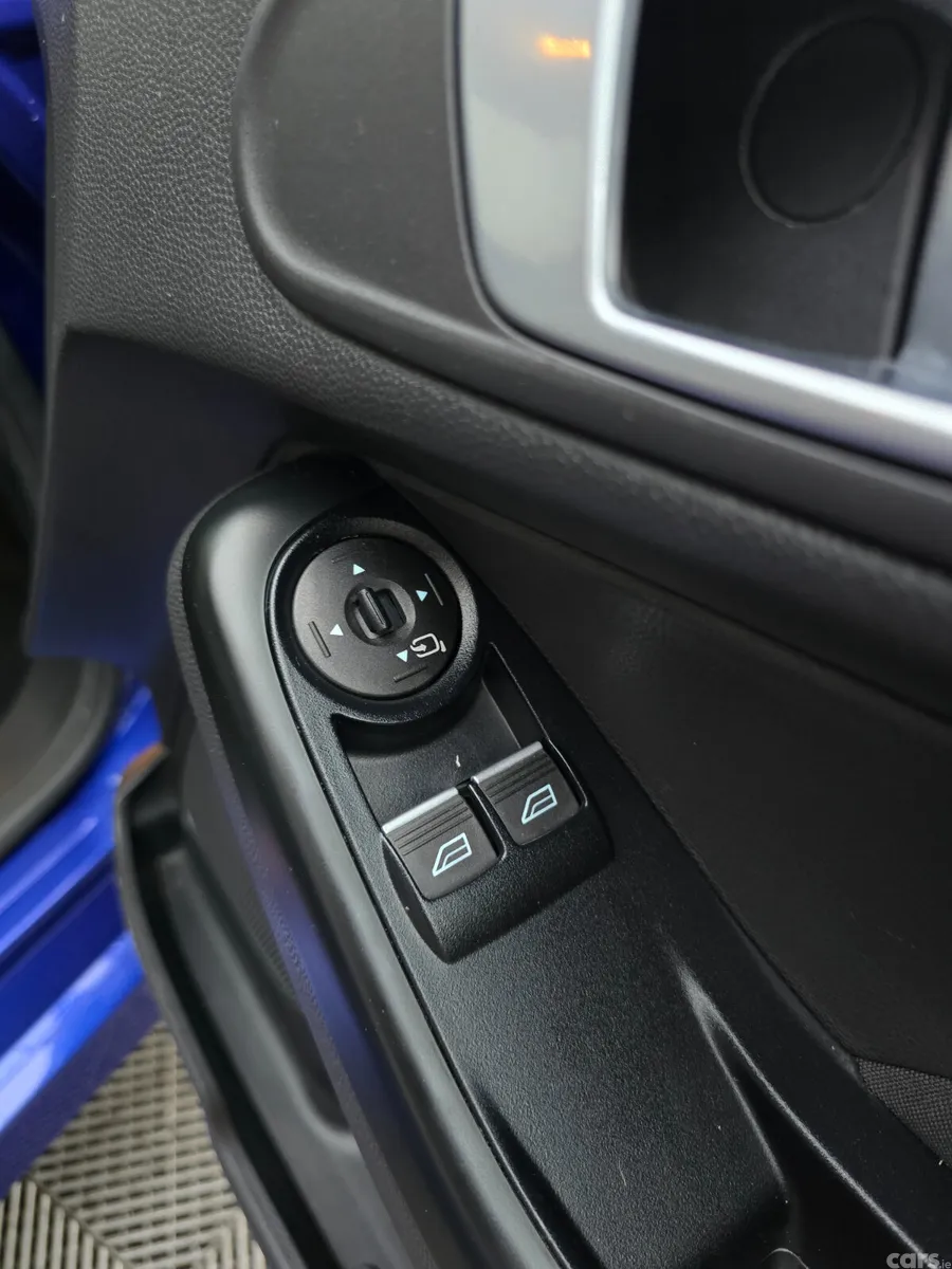 Ford Fiesta Hatchback, Petrol, 2017, Blue