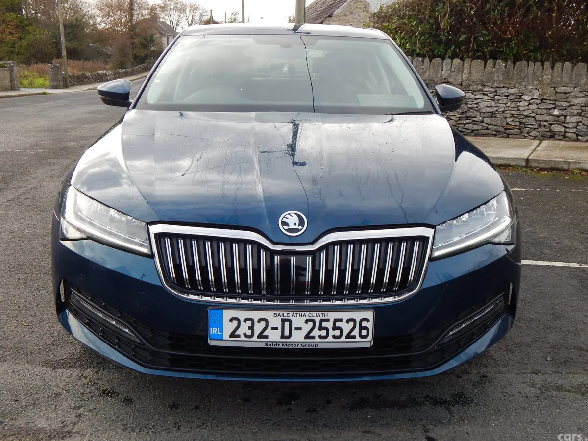 Skoda Superb Saloon, Diesel, 2023, Blue
