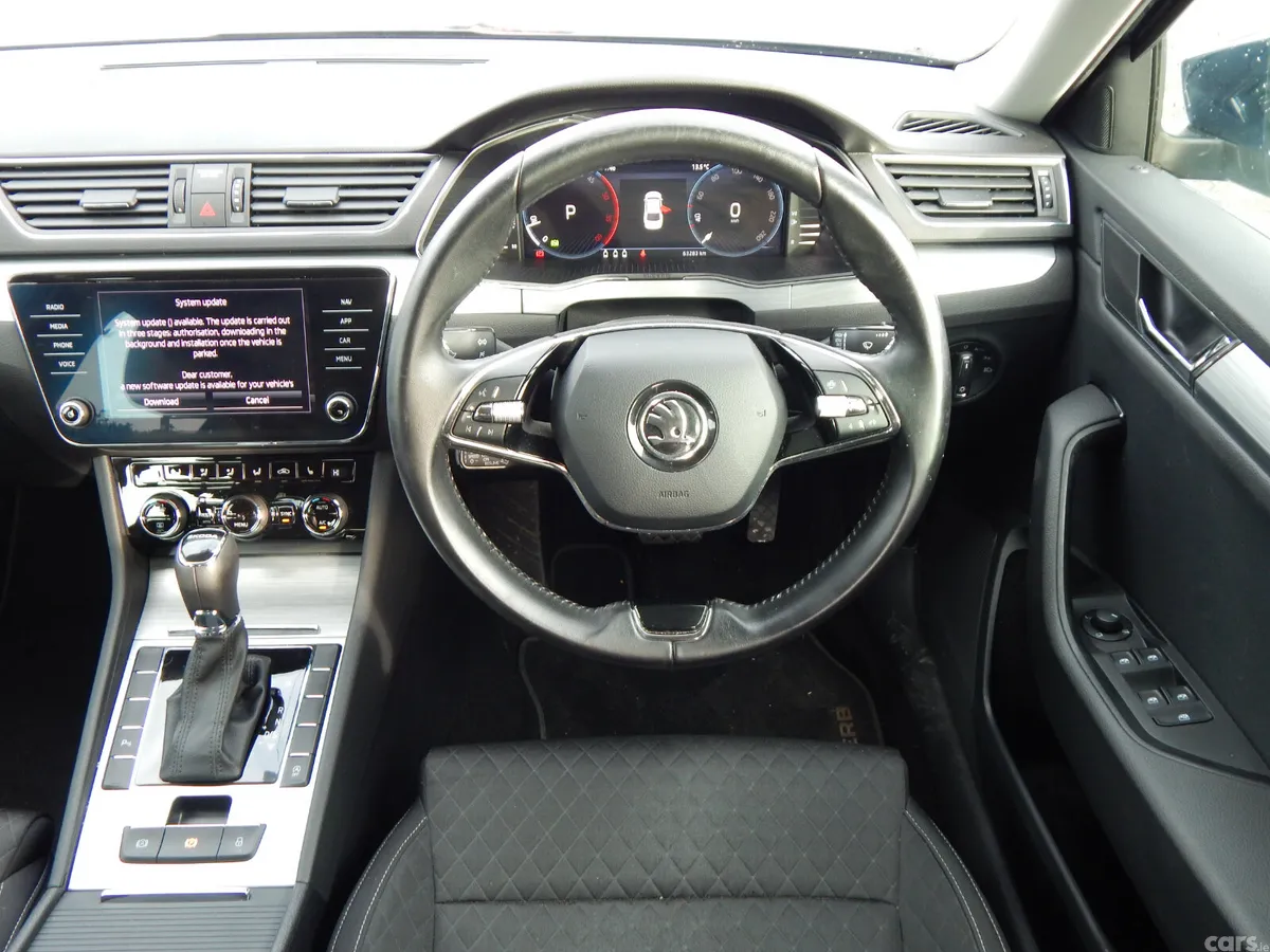 Skoda Superb Saloon, Diesel, 2023, Blue