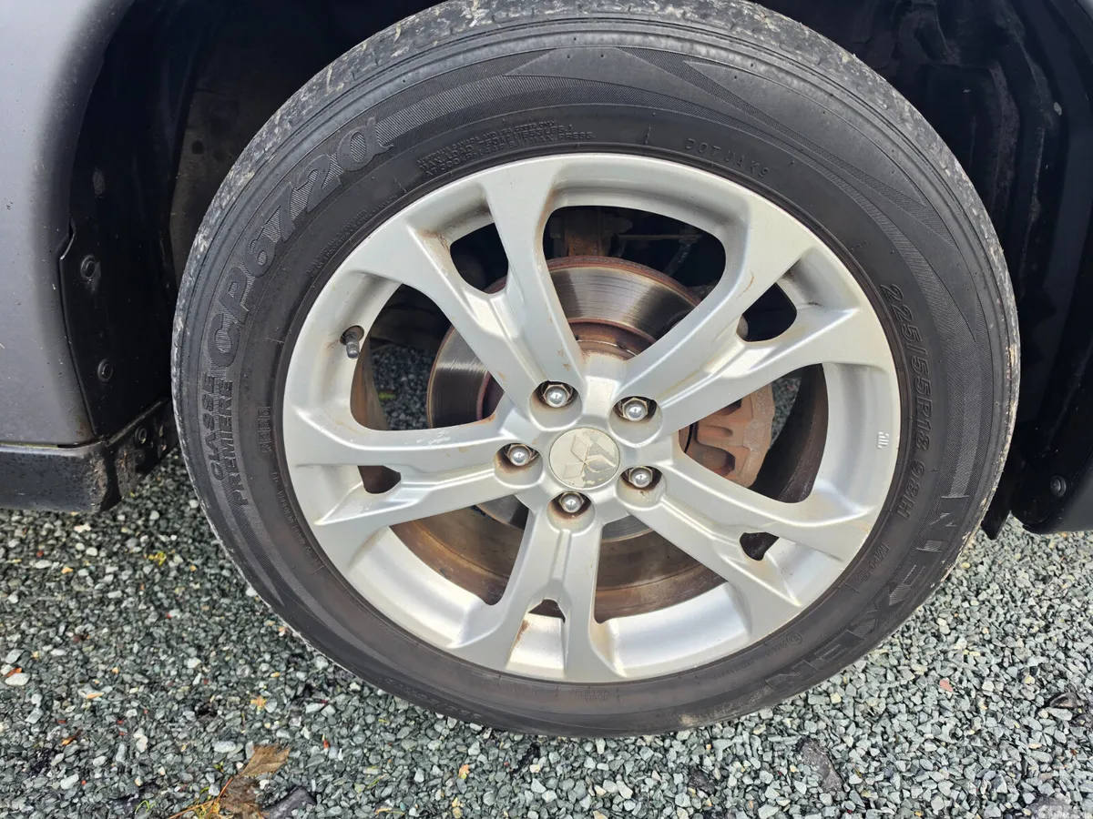 Mitsubishi Outlander SUV, Diesel, 2013, Grey