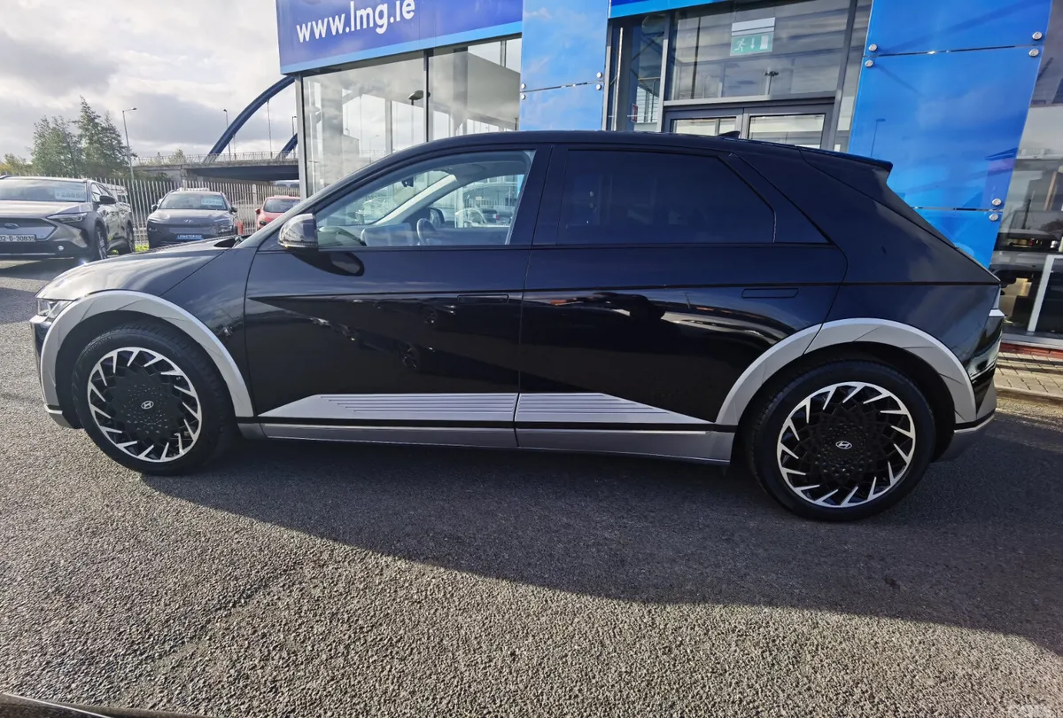 Hyundai IONIQ 5 Hatchback, Electric, 2022, Black
