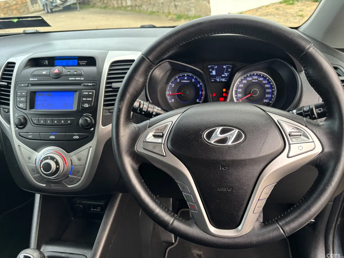 Hyundai ix20 MPV, Petrol, 2011, Black
