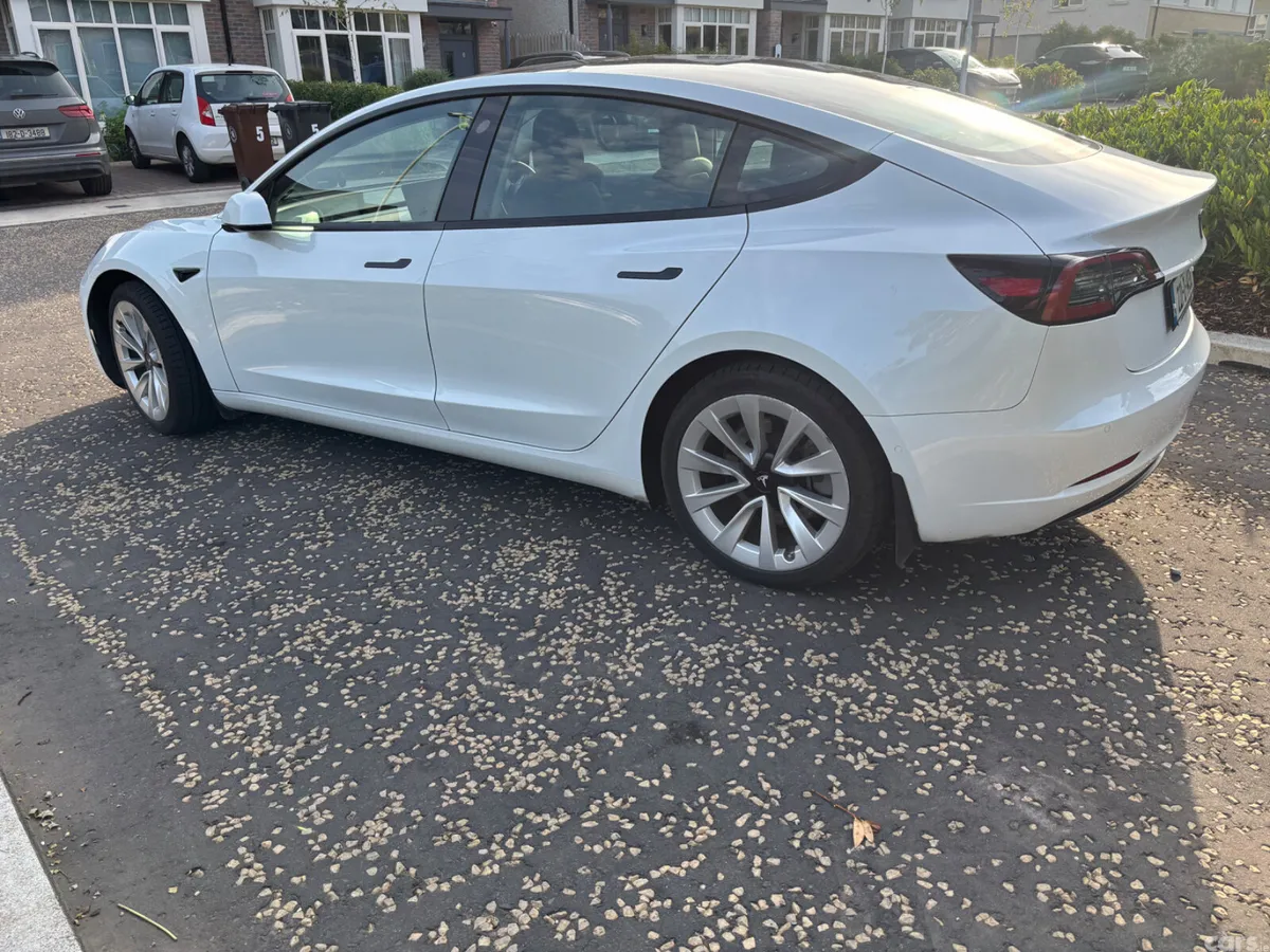 Tesla Model 3 Saloon, Electric, 2022, White
