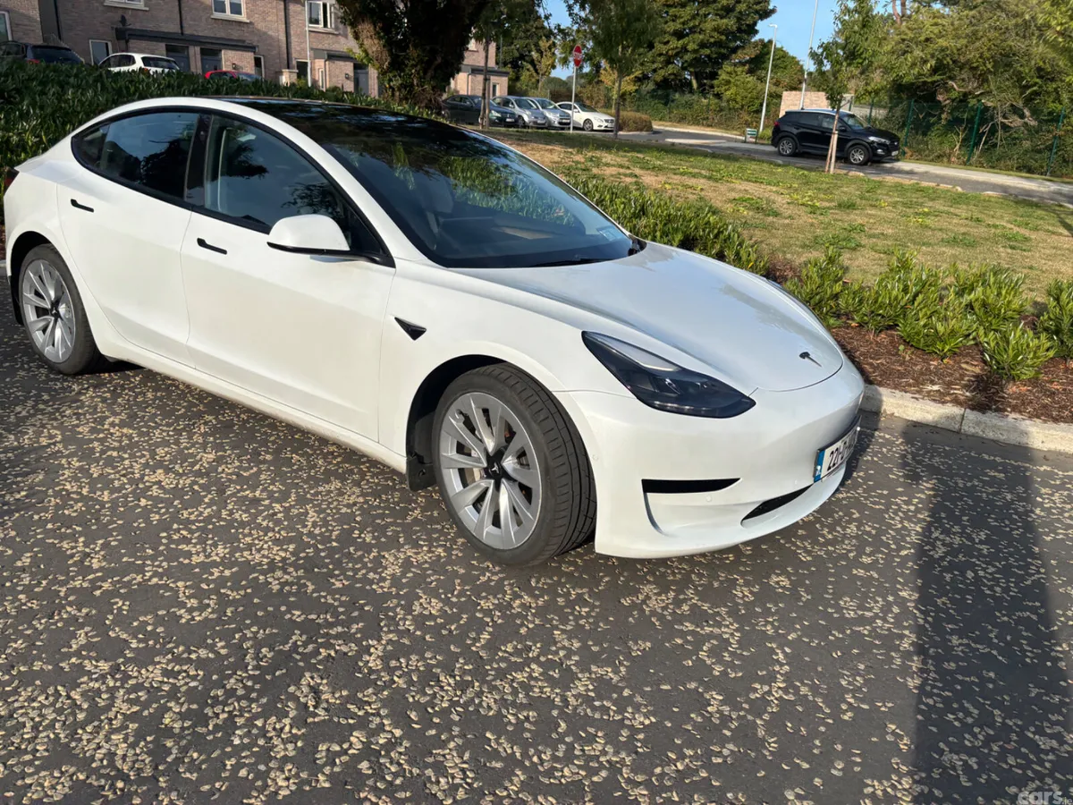 Tesla Model 3 Saloon, Electric, 2022, White